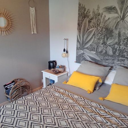 Le 28 Bed and Breakfast Uzerche Buitenkant foto